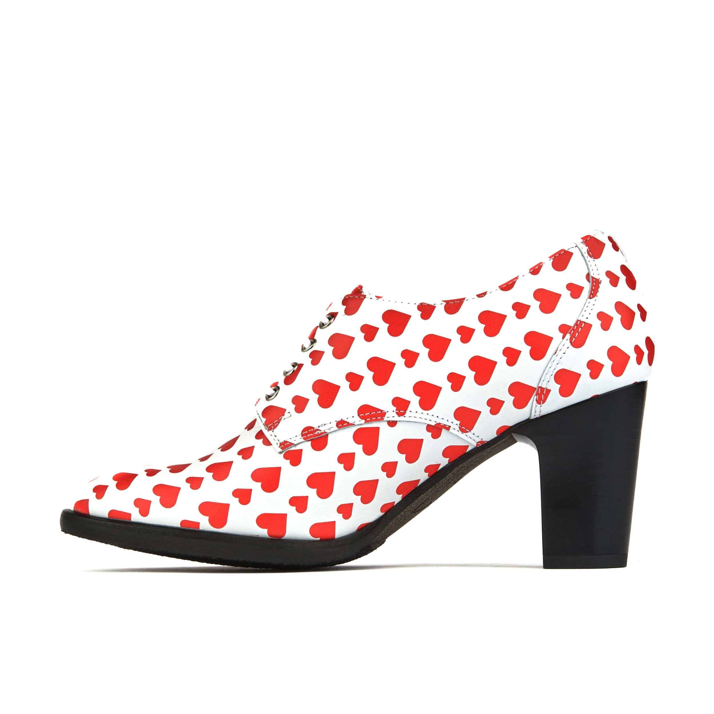 Roulette - Love Struck - Women's 3 inch block heel oxford pump in heart shape print - Image 3