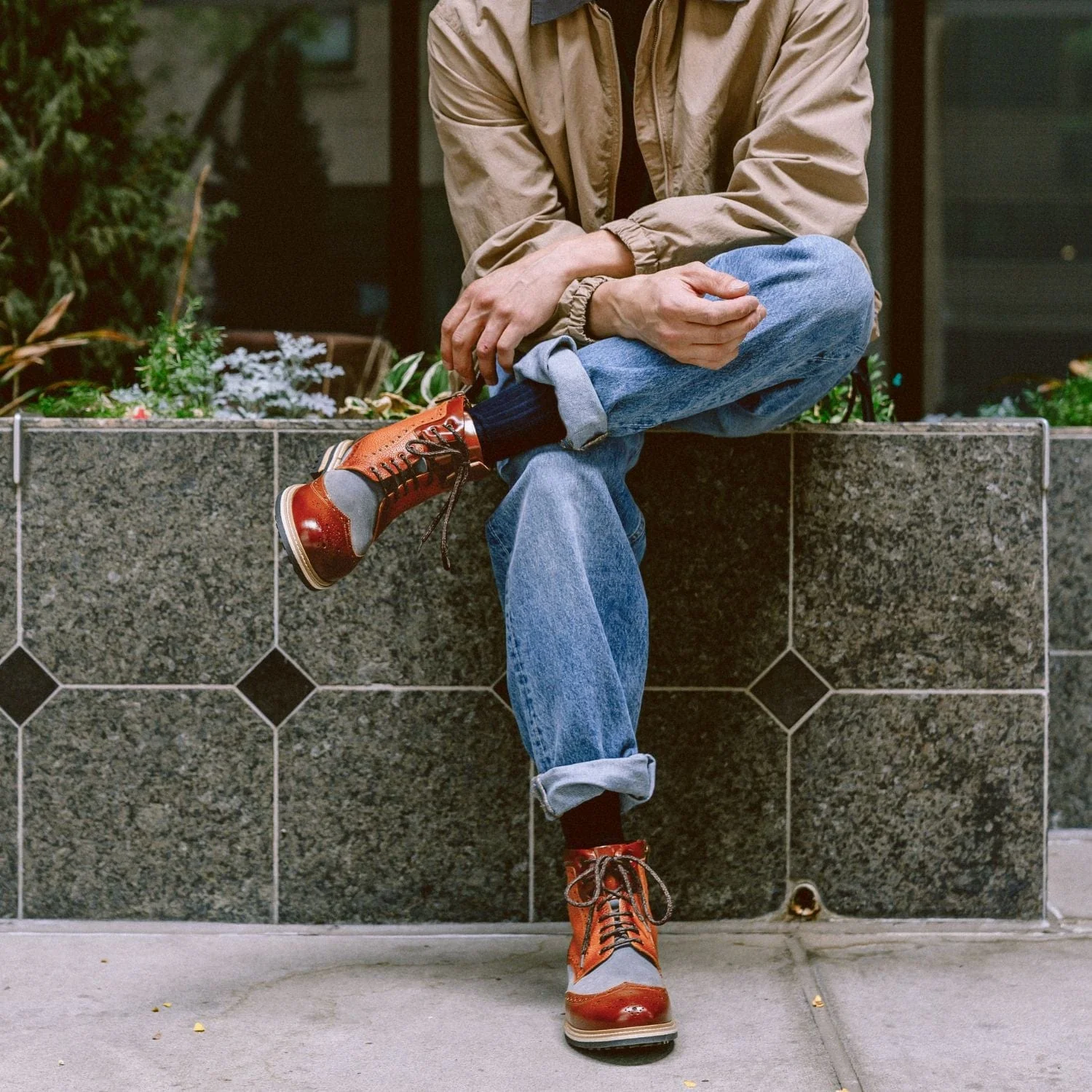 Wanderer - Foxy - Men's chunky combat style lace up and zip up boot in tan - Image 9